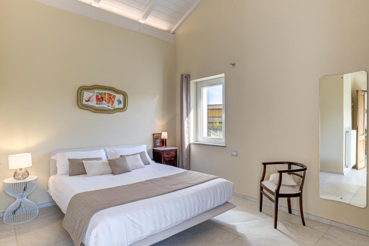 Ciabot Delle Aie - Barolo Apartment Luaran gambar